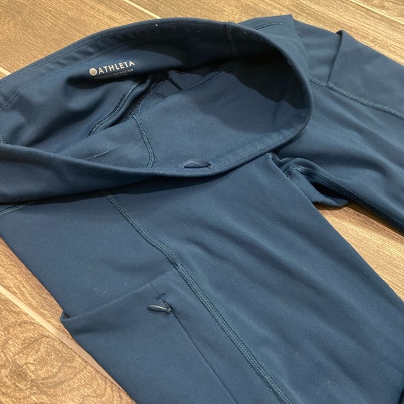 Athleta - High waisted Side Pocket Ankle Cropped Leggings - Picture 6 of 13